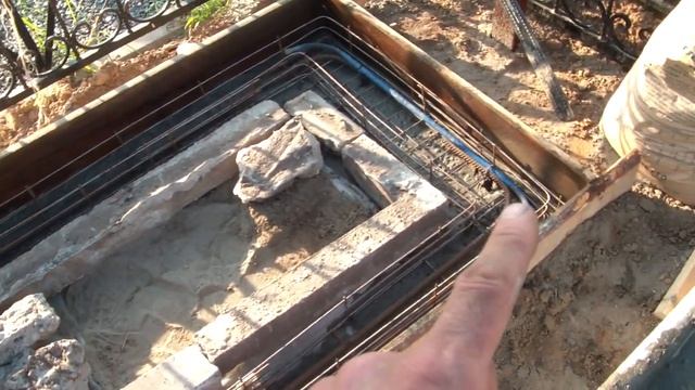 Установка опалубки под памятник Памятники в Брянске часть 1 смотреть онлайн