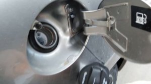 Lada granta FL. Ржавеет заливная горловина бензобака. Что делать?