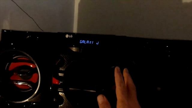 Reviewing An LG MO-CM4360 смотреть онлайн