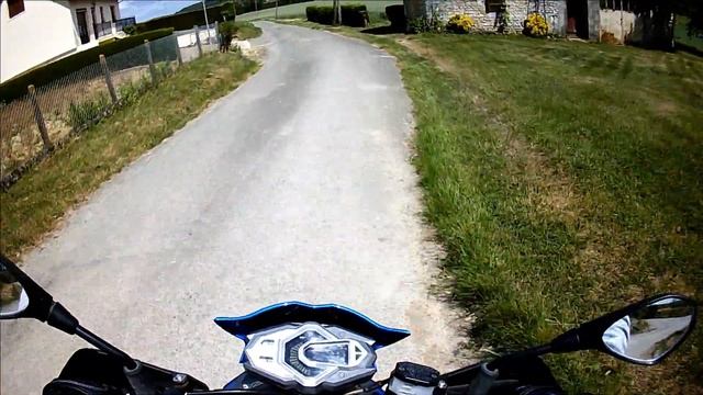 Je test mon nouveau pot. (SYM CROX 50) смотреть онлайн