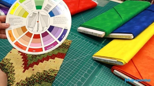 Основы цветоведения в пэчворке. Как правильно сочетать цвета тканей в лоскутном шитье. смотреть онлайн