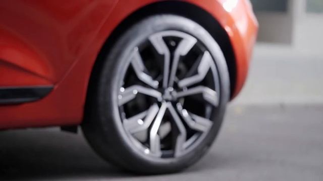 Mitsubishi Colt Statique смотреть онлайн