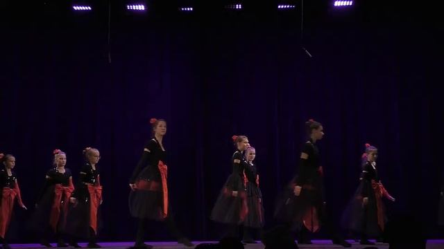 Танцевальная студия Albarina - Carmen смотреть онлайн