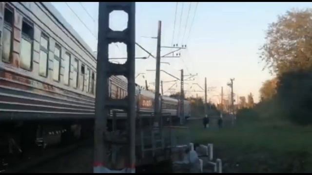 Впервые!Саратовский Кирпич!ЭП1 073 с поездом № 197 Симферополь Москва смотреть онлайн