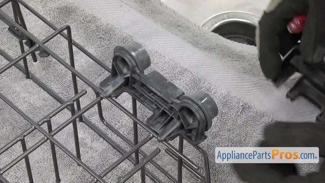 How To: GE Dishwasher Lower Dishrack Roller and Mount Kit WD28X27242 смотреть онлайн