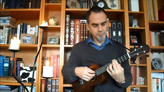 Branle de l'Officiel (Ding Dong Merrily on High) 3 ukuleles смотреть онлайн