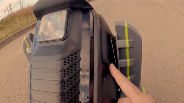 Inmotion V12 Electric Unicycle - Is Missing Something!