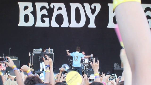120729 Beady Eye (entrance) @ Jisan Valley Rock Festival смотреть онлайн