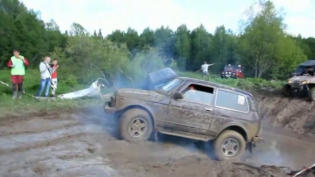 jeep#джипы#внедорожье#месят грязь# Крузак Нива Квадр смотреть онлайн