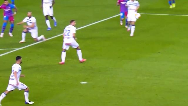 ОГО! ЛЕВАНДОВСКИ ЖЁСТКО УНИЗИЛ МЕССИ И РОНАЛДУ ПОСЛЕ МАТЧА БАВАРИЯ 3-0 БАРСЕЛОНА смотреть онлайн