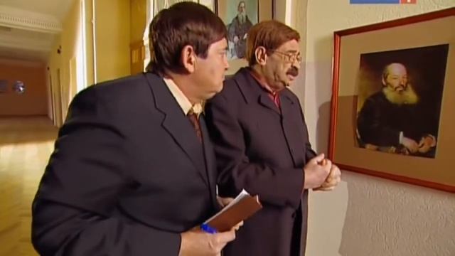 Городок  класика и полит бюро.