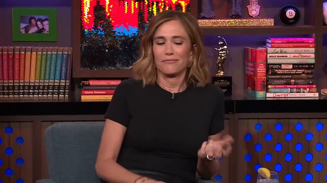 Kristen Wiig’s Golden Globes Dance with Will Ferrell Wasn’t Planned | WWHL смотреть онлайн
