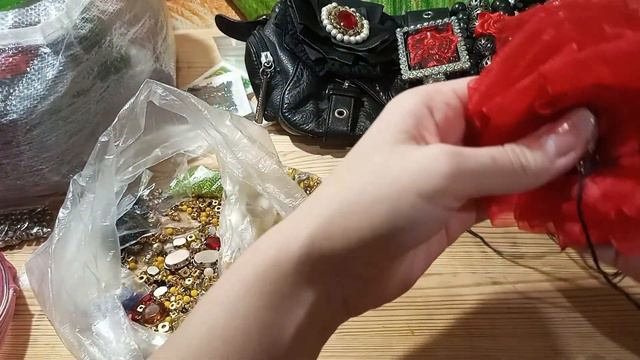 Декор сумки и создание броши смотреть онлайн