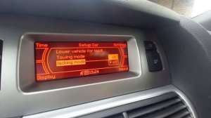 Как перевести пневмоподвеску в сервисный режим на Audi Q7.