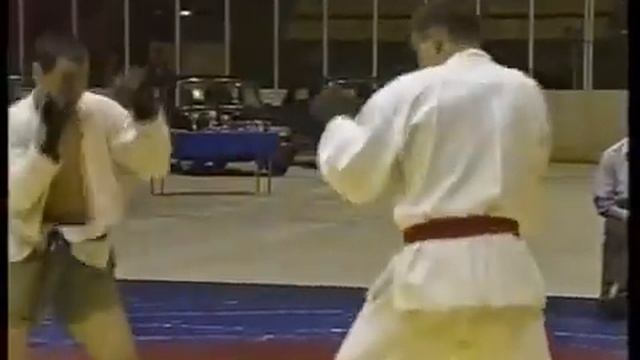 Бату Хасиков, боевое самбо (ФБСР), 2002. смотреть онлайн