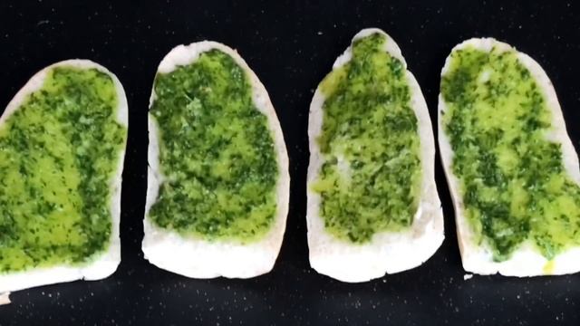 Горячие бутерброды в духовке. Время поесть.