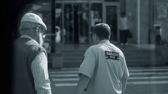 ПРИТВОРИЛСЯ БЕДНЫМ ДЕДОМ НА FERRARI В СОЧИ - СОЦИАЛЬНЫЙ ЭКСПЕРИМЕНТ смотреть онлайн