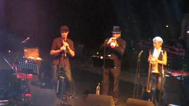 Salvatore Adamo Live in Bucharest - Louise (Dec. 10, 2011) смотреть онлайн