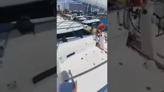 Яхты в Сочи для своих смотреть онлайн