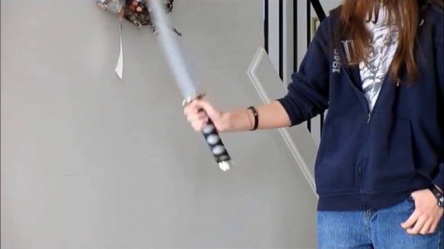 How to Spin a Sword - Forward (Tutorial) смотреть онлайн