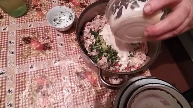 Окрошка с куриной грудкой смотреть онлайн