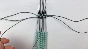 Браслет из шнура | Как сделать браслет из бусин | Браслет шамбала | Скользящий узел