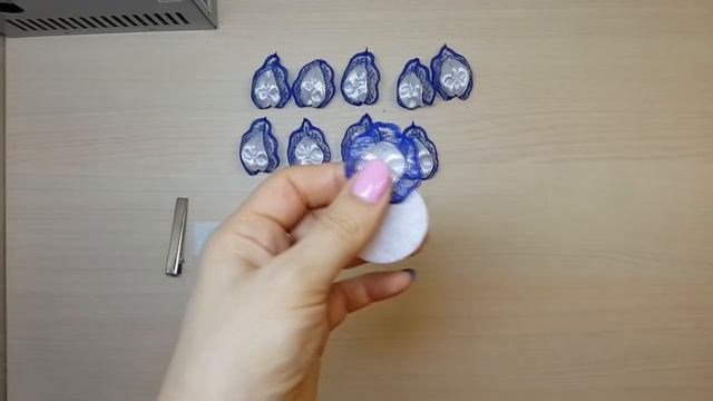 МК Заколка из атласных лент и кружева в синьо белом цвете Канзаши / Ribbon hairpin смотреть онлайн