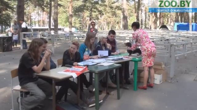 Эксперты на выставке... смотреть онлайн