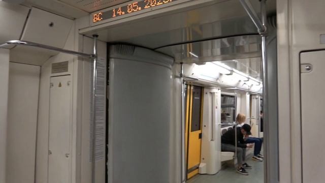 Русич на большой кольцевой линии | Обзор снаружи и внутри смотреть онлайн