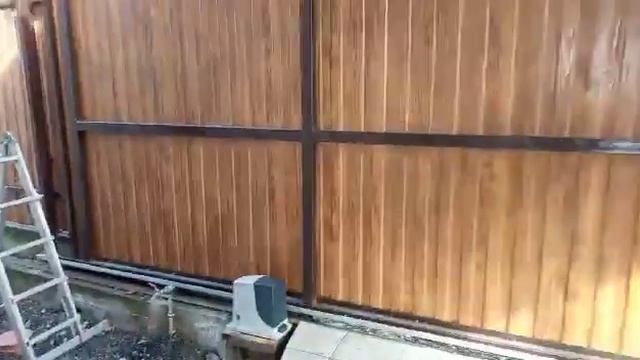 Автоматизация  откатных ворот Nice RB600 (umdom123.ru)