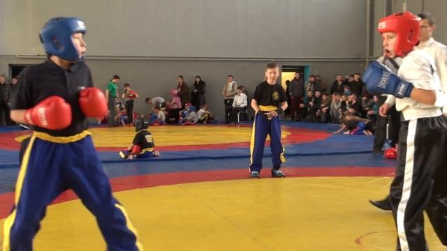 Ковыршин Семи 3 2 Новогодний турнир по кикбоксингу смотреть онлайн