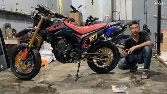 HONDA CRF MAO DI MODIF GIMANA PUN KO TETEP KEREN YAH || ALA ALA GUA смотреть онлайн