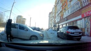 Помощь на дороге. Помог вытолкнуть автомобиль.