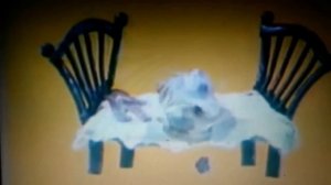 Спят усталые игрушки.