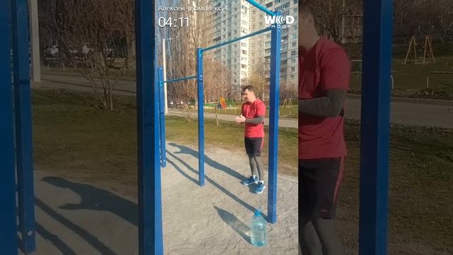 Алексей Дьяконов. #AVENTADOROPENFIT Комплекс №4 (Ноги - 64раза. Трастеры - 81раз) смотреть онлайн