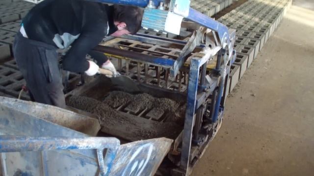 ВПР - 5 (В.7) Машина ручная виброформовочная смотреть онлайн