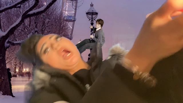 ASMR~ British Girl Chav does your Makeup ??? смотреть онлайн