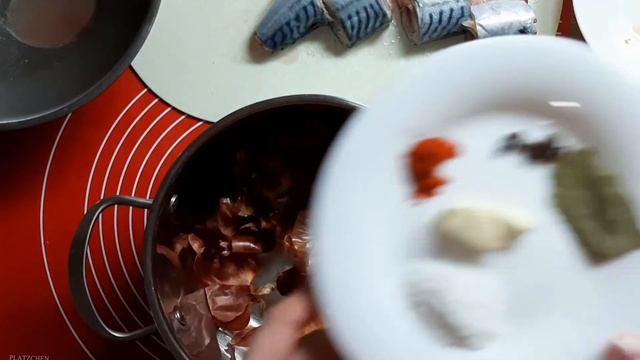 Скумбрия тушёная в кастрюле / Mackerel Stewed In A Saucepan