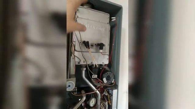 двухконтурный газовый котел. Elso Therm. ремонт теплообменника колхозным способом смотреть онлайн