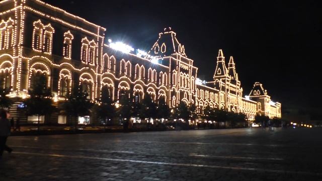 Что посмотреть в Москве ночью: Тверская, Красная площадь, Парк Зарядье смотреть онлайн