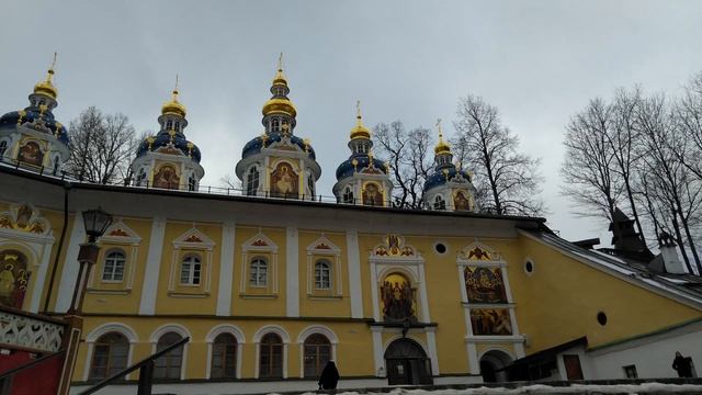 Псковско-Печорский монастырь. Псковская область. 2022 смотреть онлайн