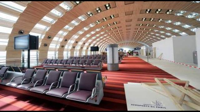 Hébergement d'urgence à l'Aéroport de Nice смотреть онлайн