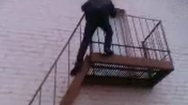 Дибил смотреть онлайн