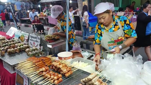 Thai Street Food | Walk & Eat Festival Pattaya