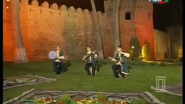 Togrul Asadullayev kamancha, Rovshan Gurbanov tar, Tayyar Bayramov xanende."Garabag" смотреть онлайн