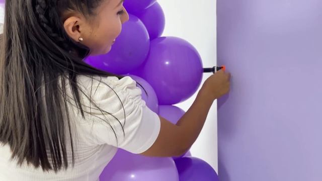 Como hacer un Arco de Globos e instalarlo en un Panel – 🎉 Balloon Garland On Backdrop 🎉 смотреть онлайн