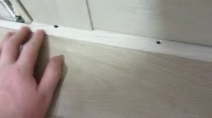 Как заделать зазор между ламинатом, коробкой и наличником.
