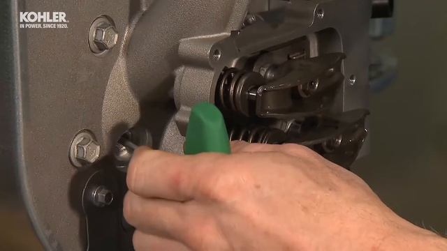 KOHLER Command PRO EFI 824 Engine Assembly смотреть онлайн
