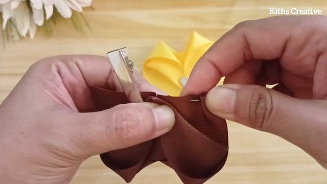 SIMPLE TUTORIAL HOW TO MAKE BEAUTIFUL BOW WITH RIBBON ? DIY RIBBON BOW ? RIBBON CRAFT смотреть онлайн