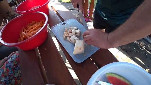 ДАЧА В ГЕРМАНИИ КАК ОТДЫХАЕМ? ЧТО ГОТОВИМ? ВЫХОДНЫЕ ПО РУССКИ смотреть онлайн